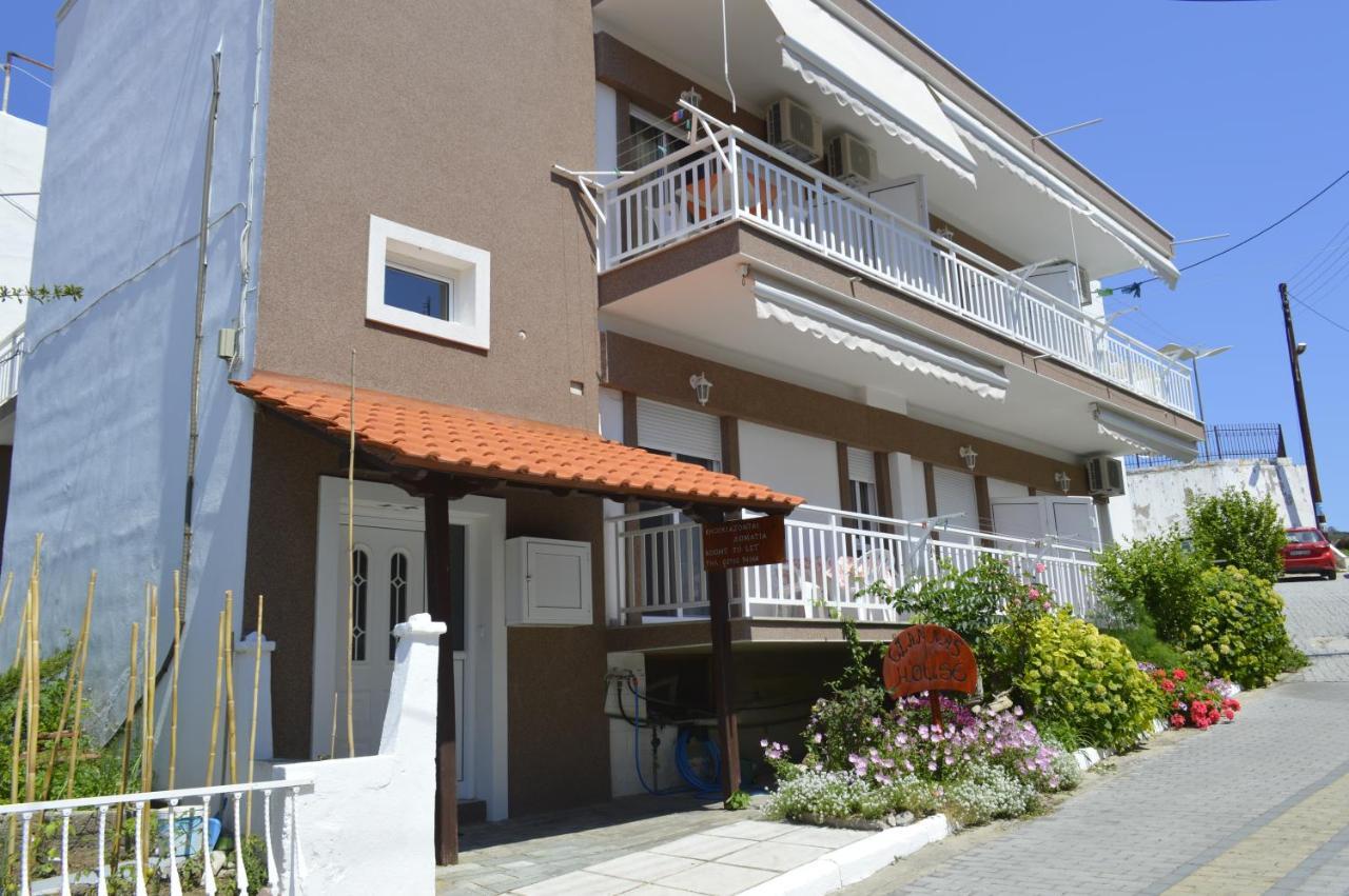 Aparthotel Giannas House Sarti Zewnętrze zdjęcie